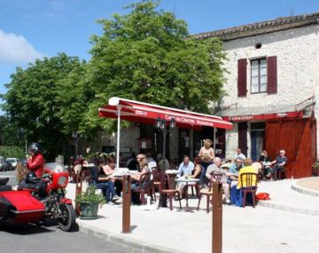Café du Centre, café et bar à Roquecor