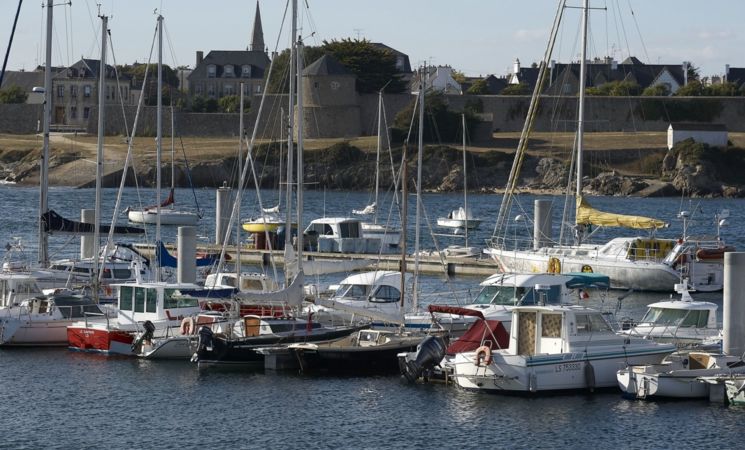 57 places à flot dont 8 places visiteurs au Port de Plaisance de Gâvres, proche Lorient Bretagne Sud (Morbihan, 56)