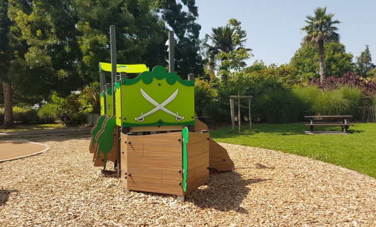 Aire de jeux Mandela, le bateau pirate pour les tout petits à Lanester (Morbihan, 56)