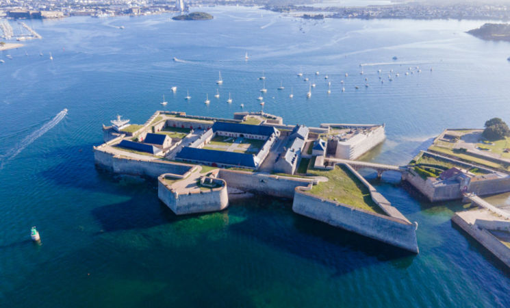 Au coeur de la Citadelle visitez le Musée National de la Marine à Port-Louis, proche Lorient Bretagne Sud (Morbihan, 56)