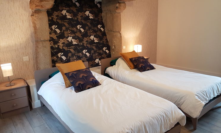 Chambre d'hôtes avec 2 lits 1 personne, possibilité de regrouper les 2 lits, à l'étage, dans longère restaurée, à Languidic, près de Lorient (Morbihan, 56) Bretagne Sud