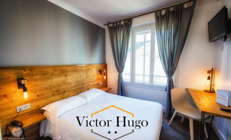 Chambre double de l’hôtel 2 étoiles Le Victor Hugo à Lorient Bretagne Sud (Morbihan, 56)