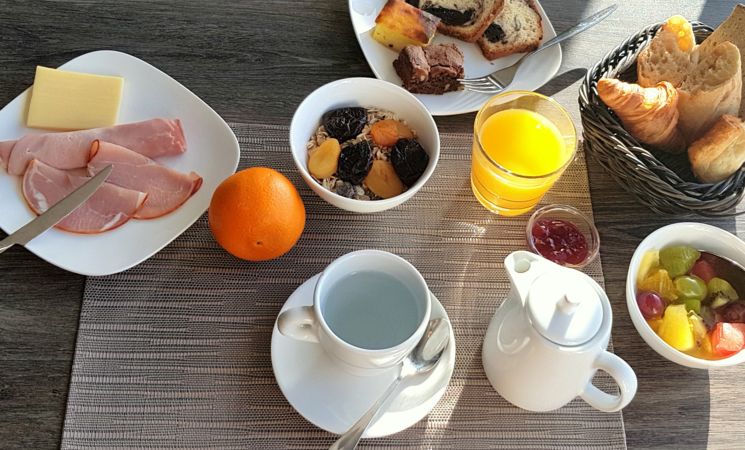 Hôtel-restaurant Les Mouettes à Larmor-Plage, hôtel 3 étoiles avec petit-déjeuner et produits locaux (Morbihan, 56)