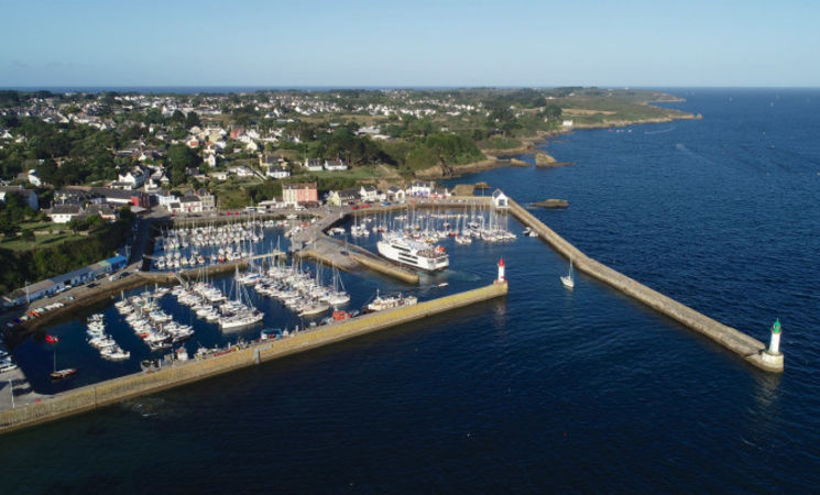 L'arrivée du bateau au Port Tudy de l'île de Groix avec la Compagnie Océane de Lorient Bretagne Sud (Morbihan, 56)