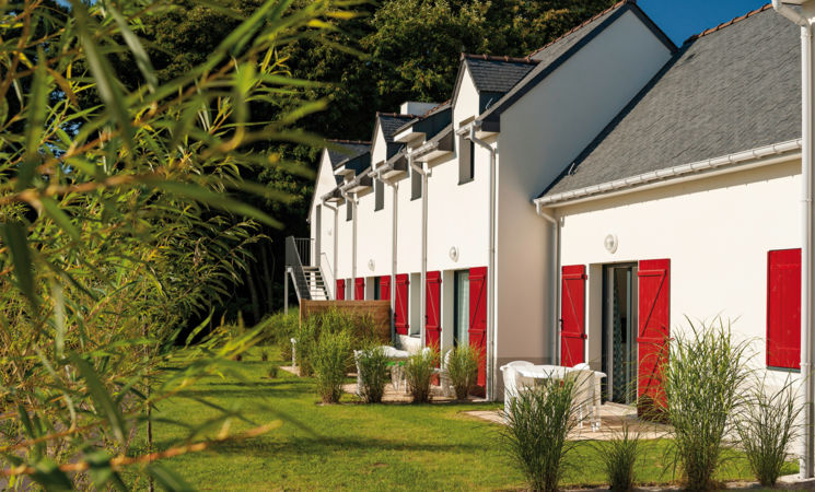 La résidence Lagrange du Domaine de Val Quéven propose des maisonnettes et appartements entièrement équipés, avec coin jardin, idéal en famille, à Quéven, près de Lorient, (Morbihah, 56), en Bretagne Sud
