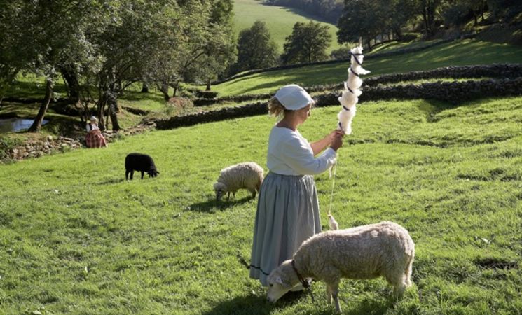 Le filage de la laine au Village de Poul Fetan à Quistinic, proche Lorient Bretagne Sud (Morbihan, 56)