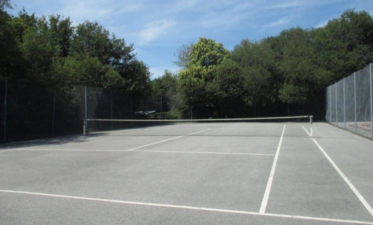 terrain de tennis morbihan ; terrain de tennis bretagne ; terrain de tennis lorient ; groix