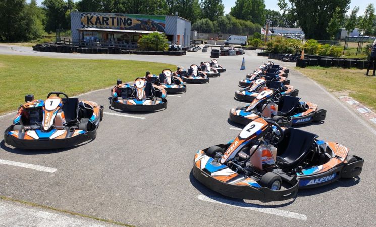 Un parc de karts pour toute la famille au Kart Center de Pluméliau, proche Lorient Bretagne Sud (Morbihan, 56)