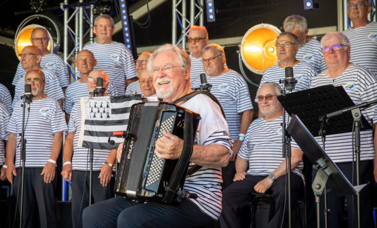 Festival Lorient Océans, Concert de chants de marins, les Gabiers d'Artimon, Lorient Bretagne Sud (Morbihan, 56)