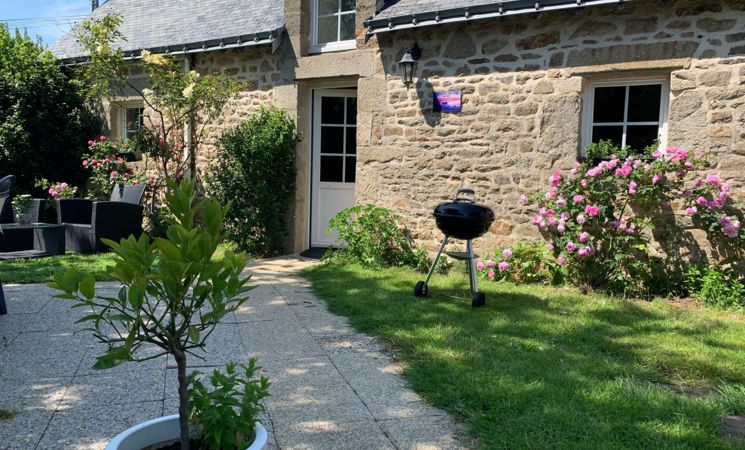 Gîte La Petite Mer de Gâvres, Maison en pierre avec jardi, terrasse, barbecue au Domaine des 3 Rivières à Merlevenez (Morbihan, 56)