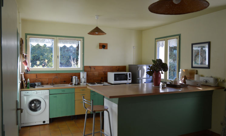 La Tourmaline, cuisine équipée dans la location de vacances à l'île de Groix, Kerloret (Morbihan 56)