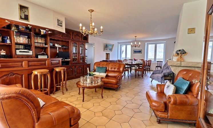 Le grand salon/séjour de votre location de vacances la Villa Café Marrec à Port-Louis, proche Lorient Bretagne Sud (Morbihan, 56)