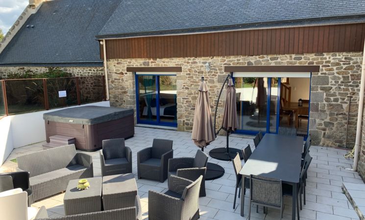 Maison bretonne avec terrasse, spa, barbecue et jardin au Gîte de L’Atlantique du Domaine des 3 Rivières, à Merlevenez, Lorient Bretagne Sud (Morbihan, 56)