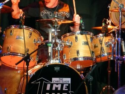 Chris Slade Timeline «Classic Rock revival» Tournée 2022 du 10è anniversaire
