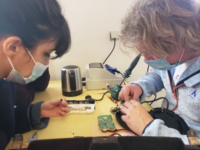 Atelier de réparation petit électroménager, informatique et vélo