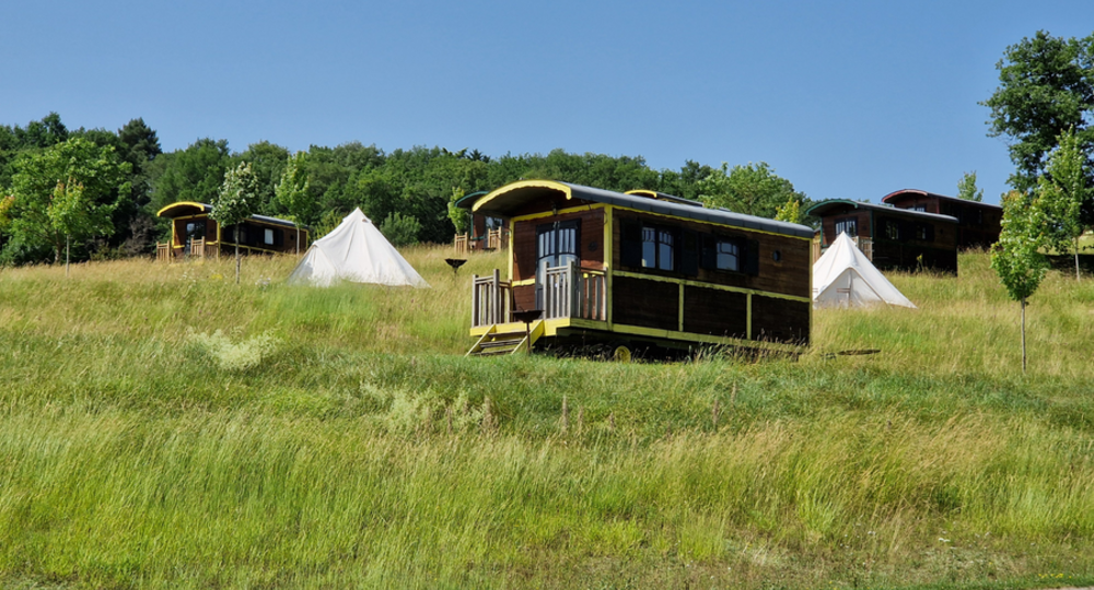 Domaine d'Escapa - Hébergements insolites_Estipouy