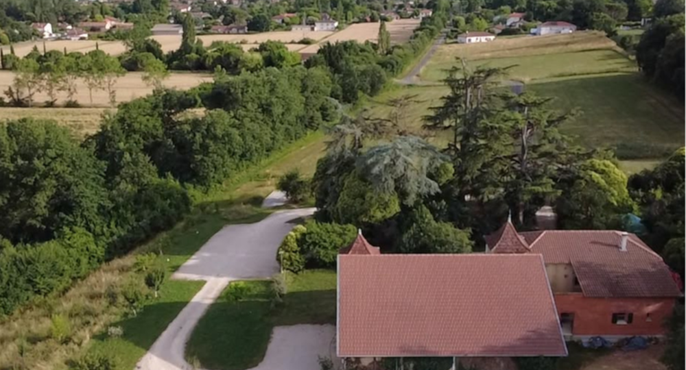 Aire de camping-cars privée Le Talabère_Mirande