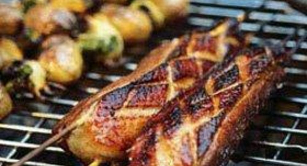 Soirée guinguette grillades porc noir de Bigorre et brochettes de canard_Loubersan