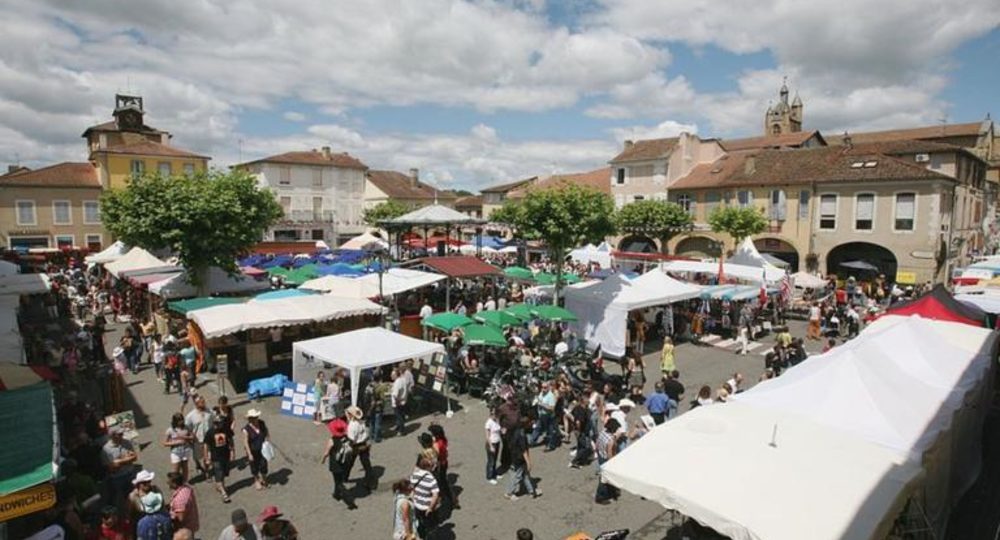Balade accompagnée dans la bastide_Mirande
