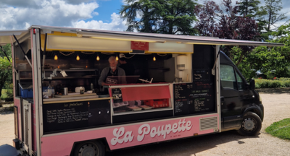 Les Aigles de Gascogne chez Betty Beef_Mascaras