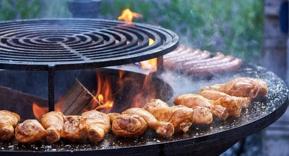 Soirée guinguette grillades porc noir de Bigorre et poulet_Loubersan