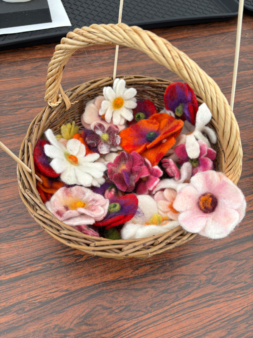 fleurs en feutre