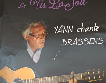 Yann chante Brassens