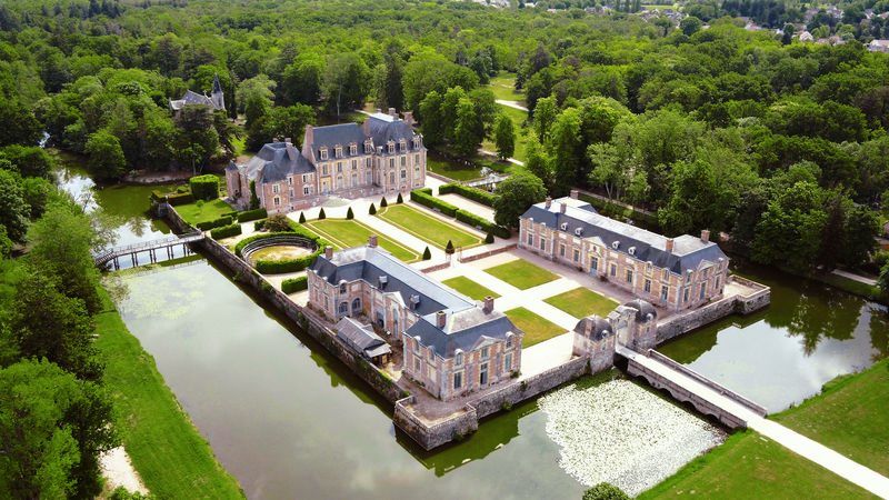 Château de La Ferté Saint-Aubin