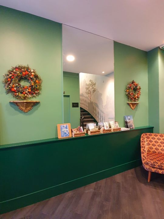 Décors de l'entrée de l'Hôtel Marguerite - Orléans