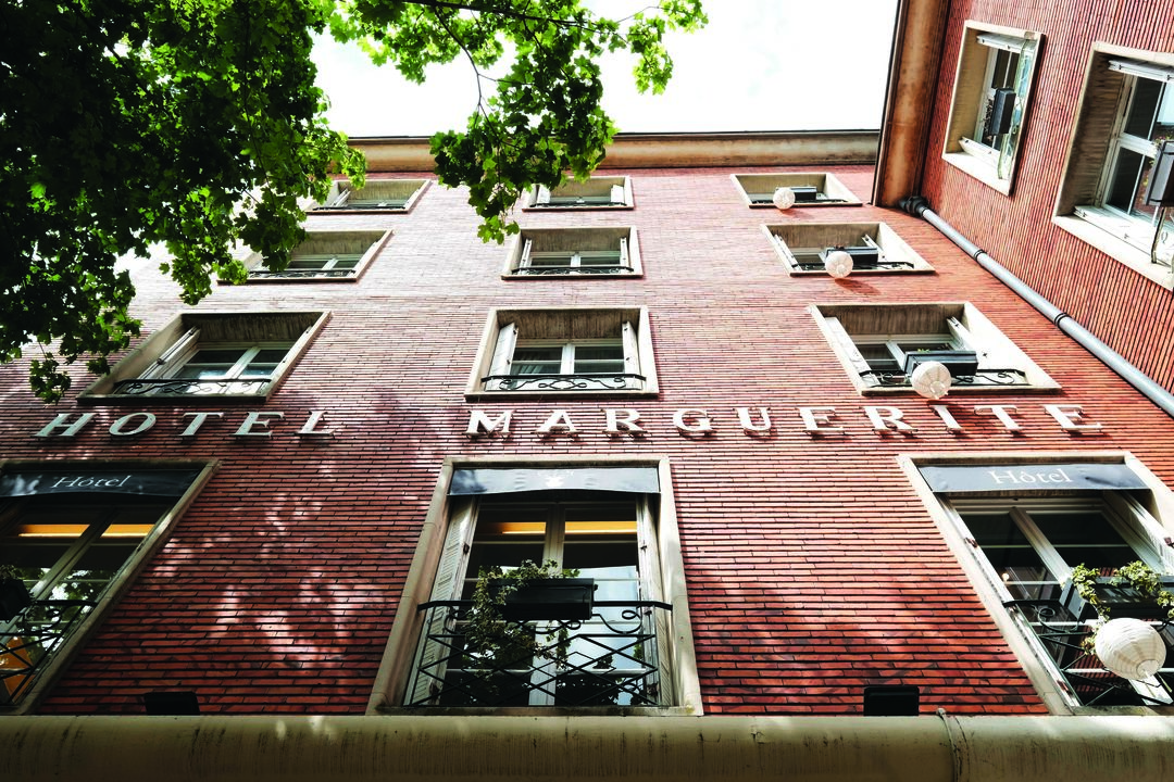 Façade hôtel Marguerite - Orléans