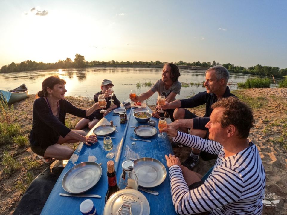 Convivialité au bivouac !