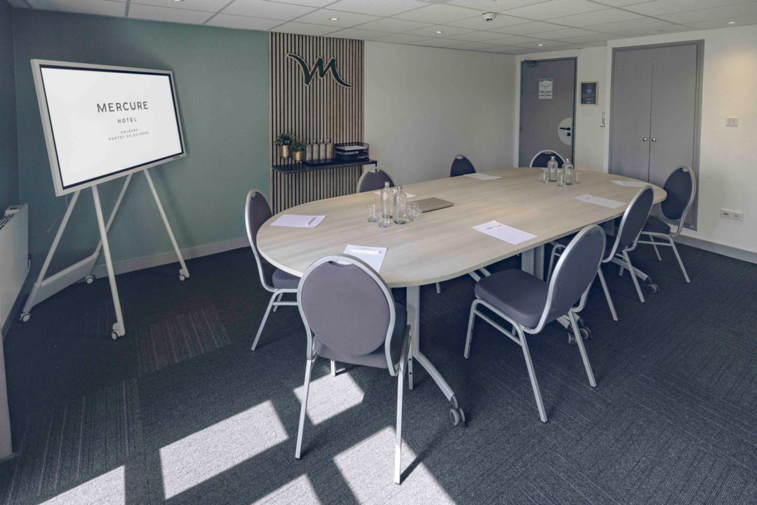 SALLE 213 - 01