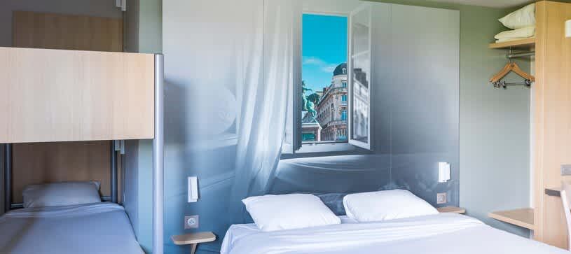 hotel-orleans-saint-jean_4609_family-room-23720