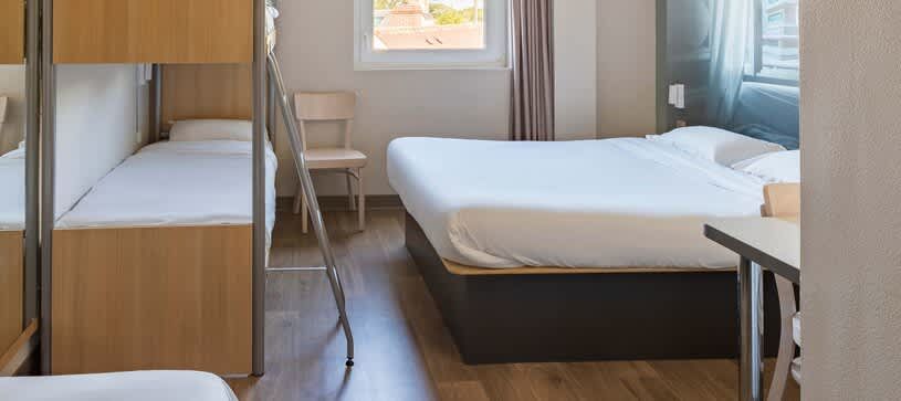 hotel-orleans-saint-jean_4609_family-room_3-23722