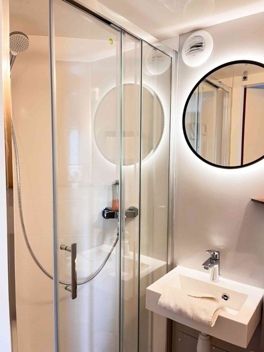Salle de bain de la chambre Standard