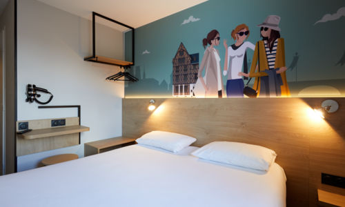 Kyriad Direct Orléans Ouest**