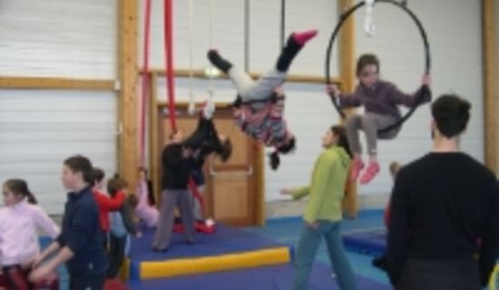 Stages et atelier Parents-Enfants de Cirque à Léon