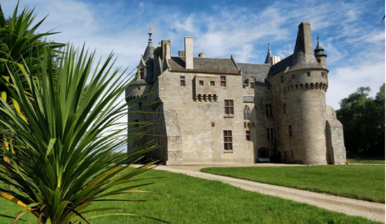 Visites guidées du château de Kerouzéré dans le cadre des Rendez-vous aux Jardins de Bretagne 2024