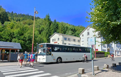 Ligne P45. Arrêt Office de Tourisme - Le Mont-Dore