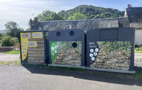 Point de collecte des déchets - Compains_Compains