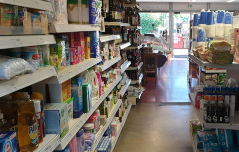 AJ du Sancy - Épicerie / Station-Service_Picherande
