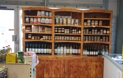 AJ du Sancy - Épicerie / Station-Service_Picherande
