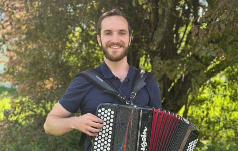 Apéro au son de l'accordéon_La Bourboule