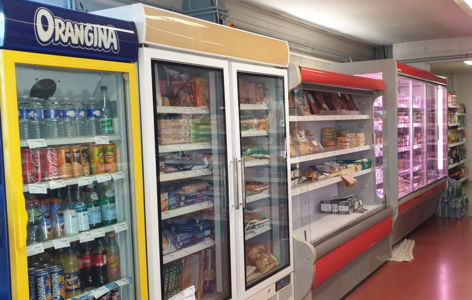 AJ du Sancy - Épicerie / Station-Service_Picherande