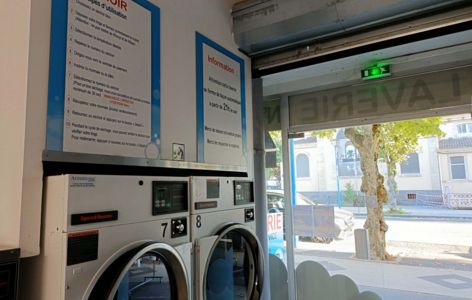 Laverie automatique en libre-service