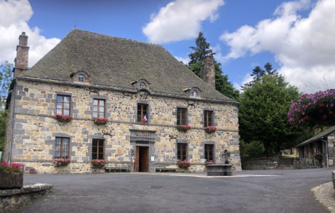 Mairie de Murat-le-Quaire_Murat-le-Quaire