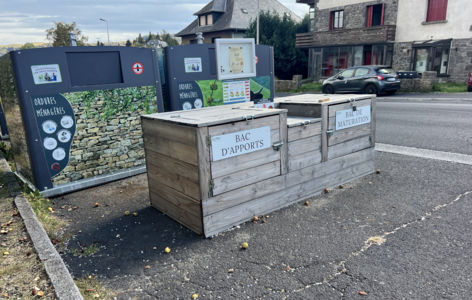 Point de collecte des déchets - Besse_Besse-et-Saint-Anastaise