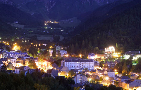 Lumières du soir sur les sommets, randonnée accompagnée_Mont-Dore