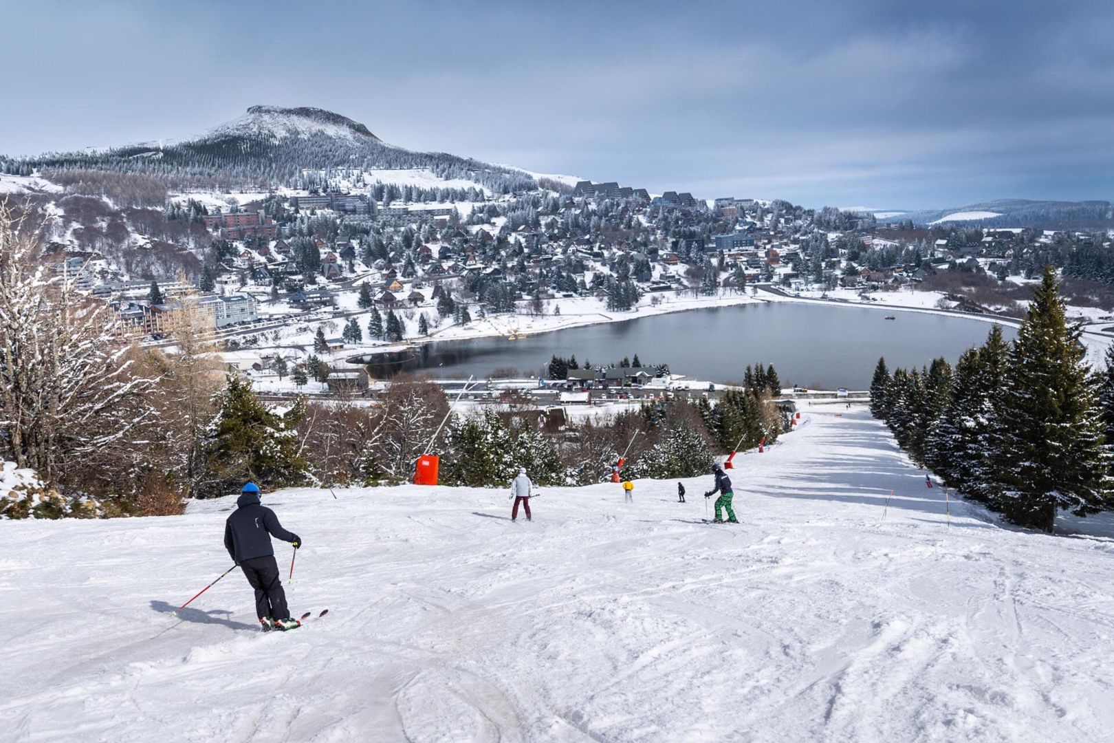 station ski auvergne super besse