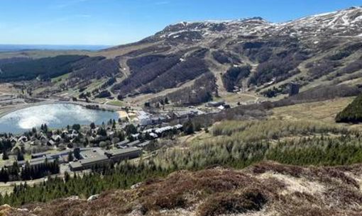 Les volcans sur un plateau, randonnée accompagnée